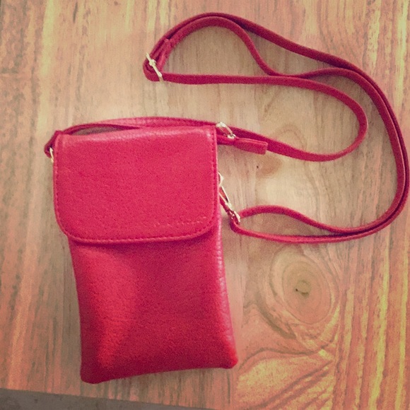 Minicat Handbags - Minicat crossbody cellphone,wallet, purse. Zip pkt